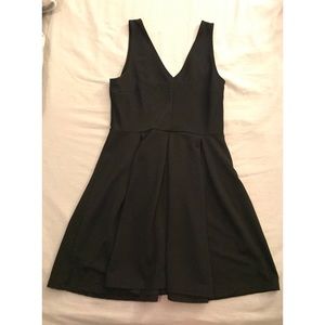 H&M Sleeveless Dress